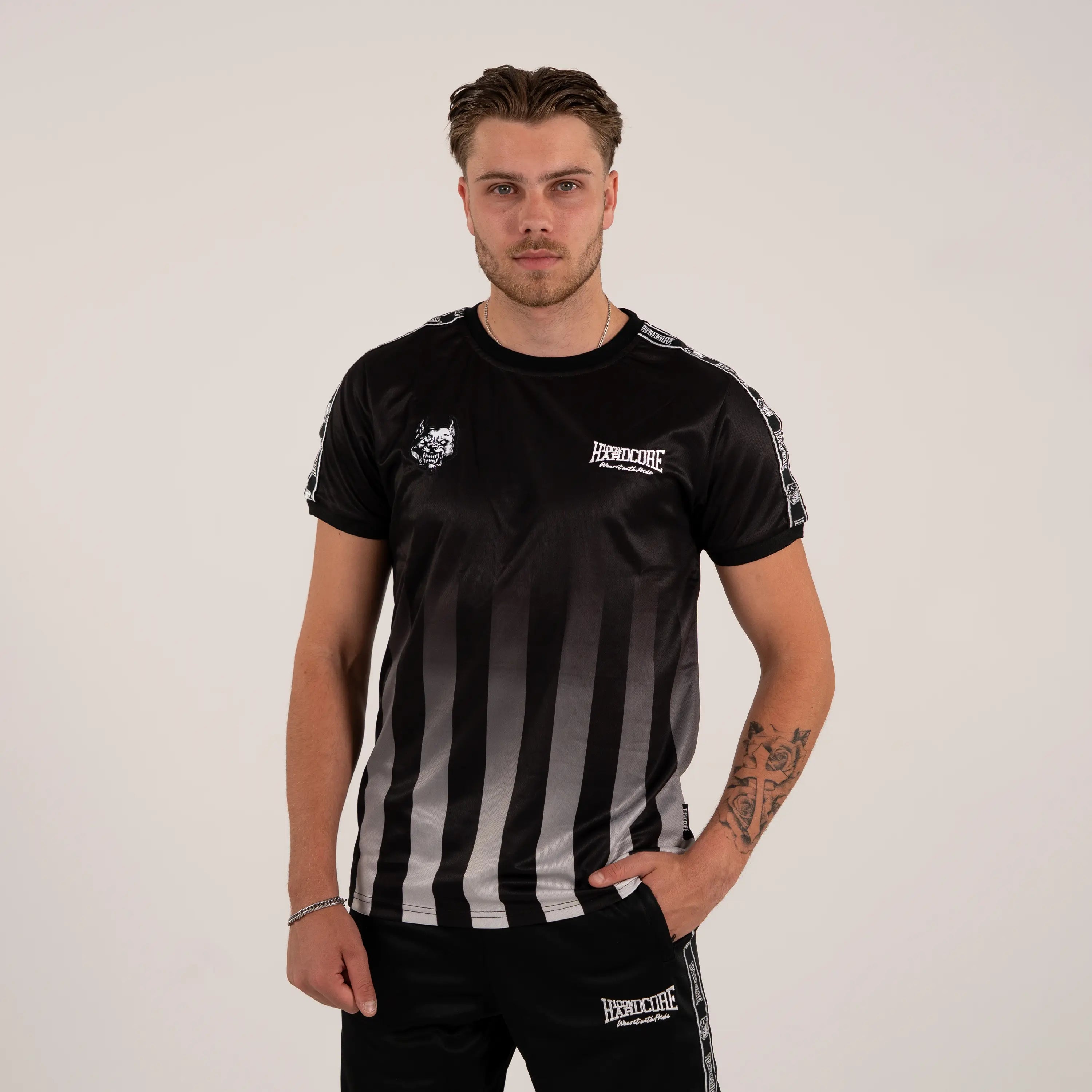 100% HARDCORE VOETBALSHIRT STRIPED BRANDED RAGE